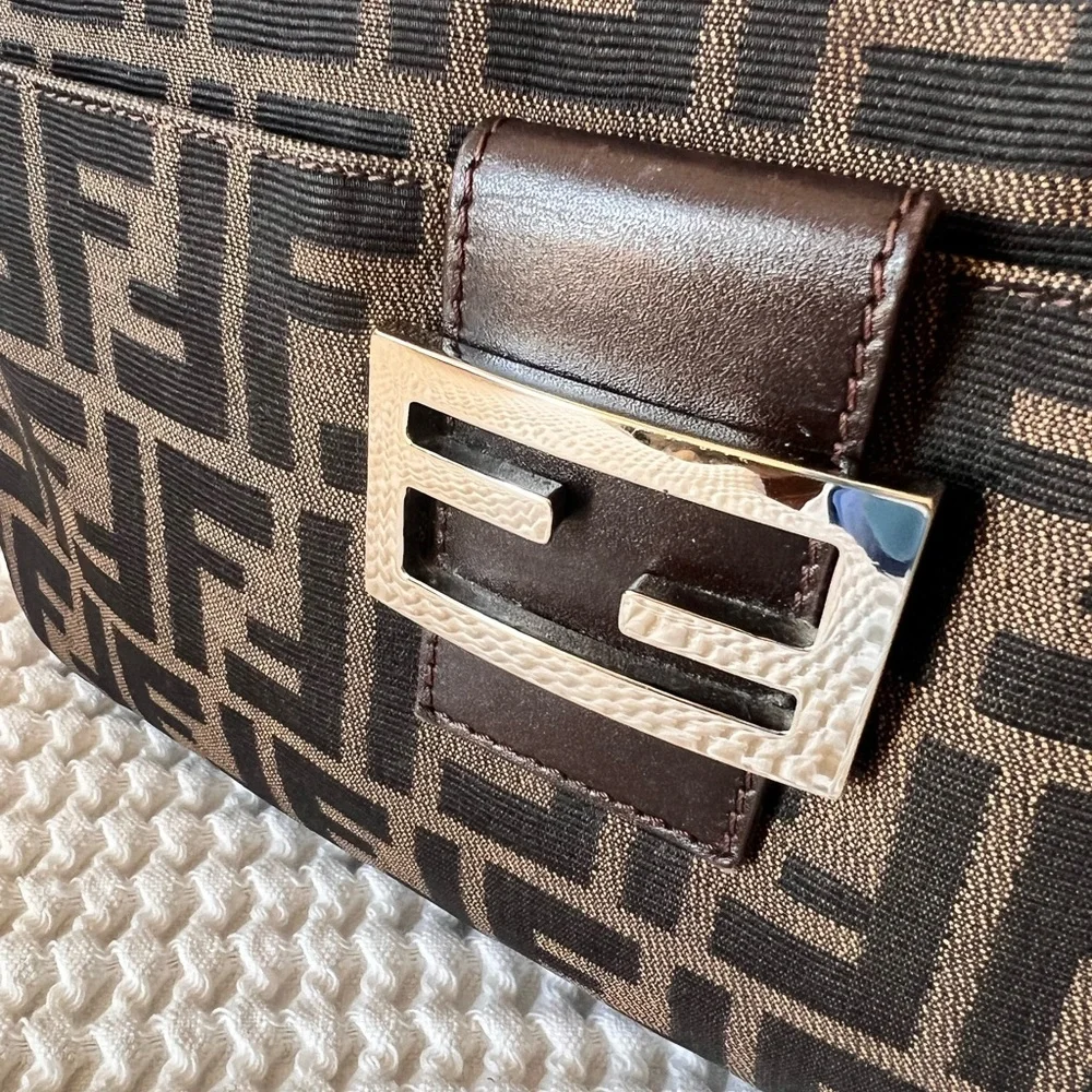 Fendi Zucca Baguette - Picture 8 of 16